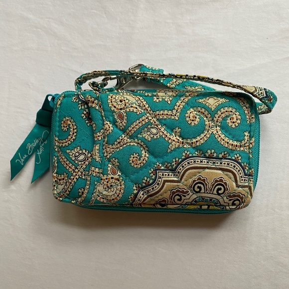 RETIRED. 2011 PATTERN. Totally Turq Vera Bradley Wrist Wallet - Picture 2 of 5